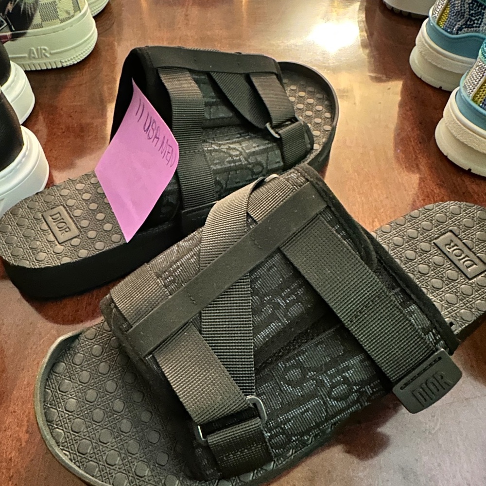 Used Dior slides